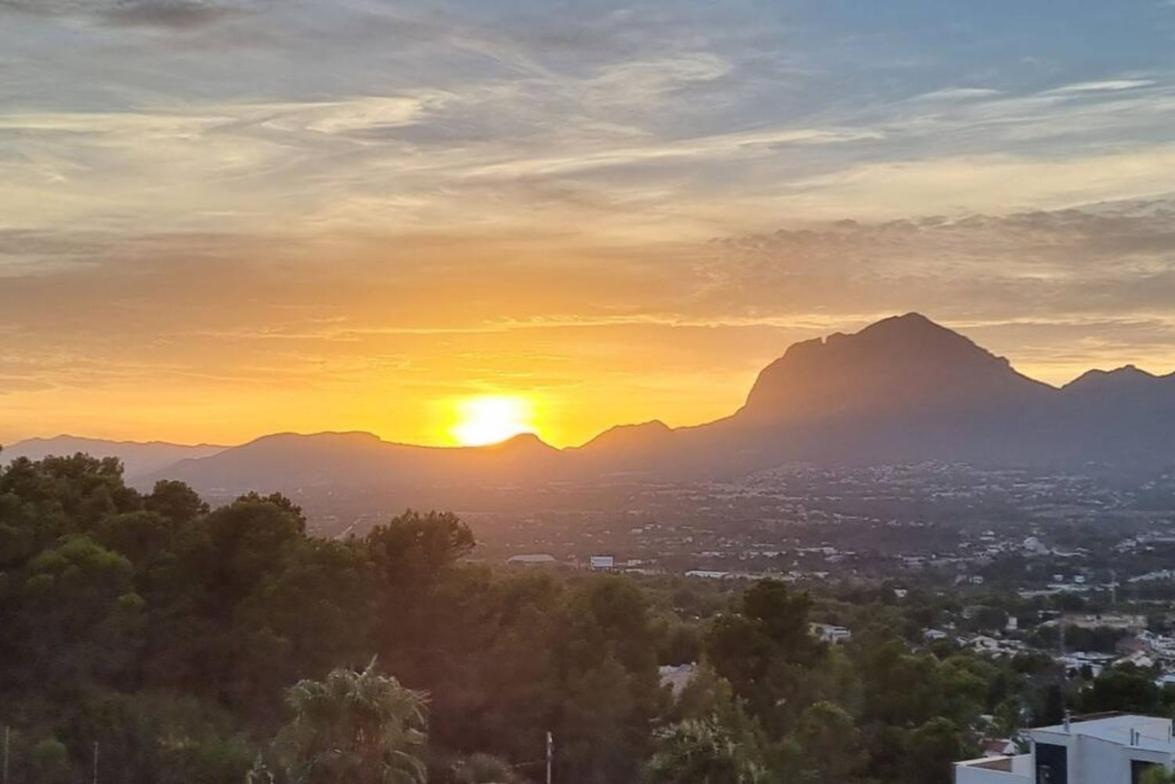Magnificent View And Pool Villa El Albir Exteriör bild